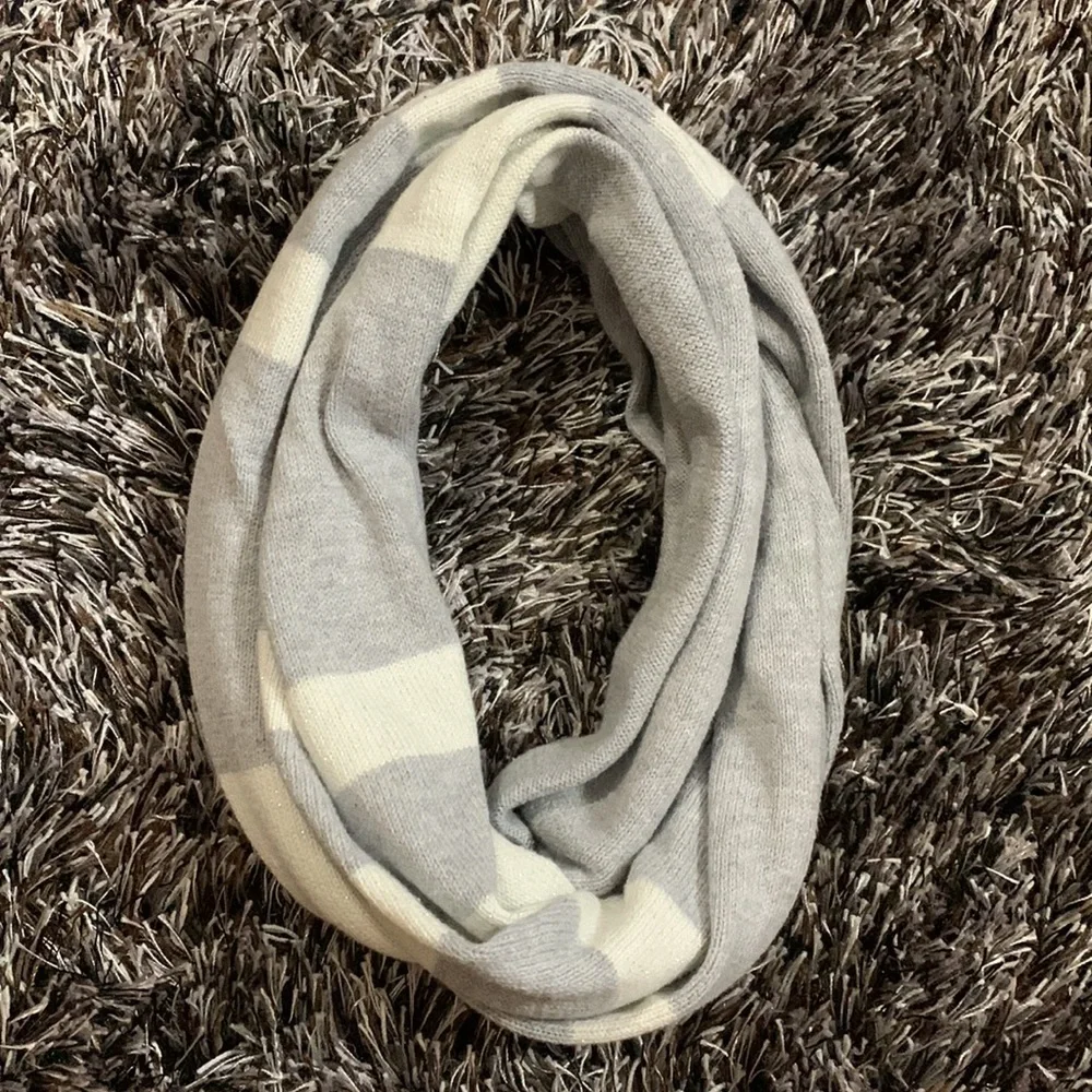 American Eagle infinity scarf